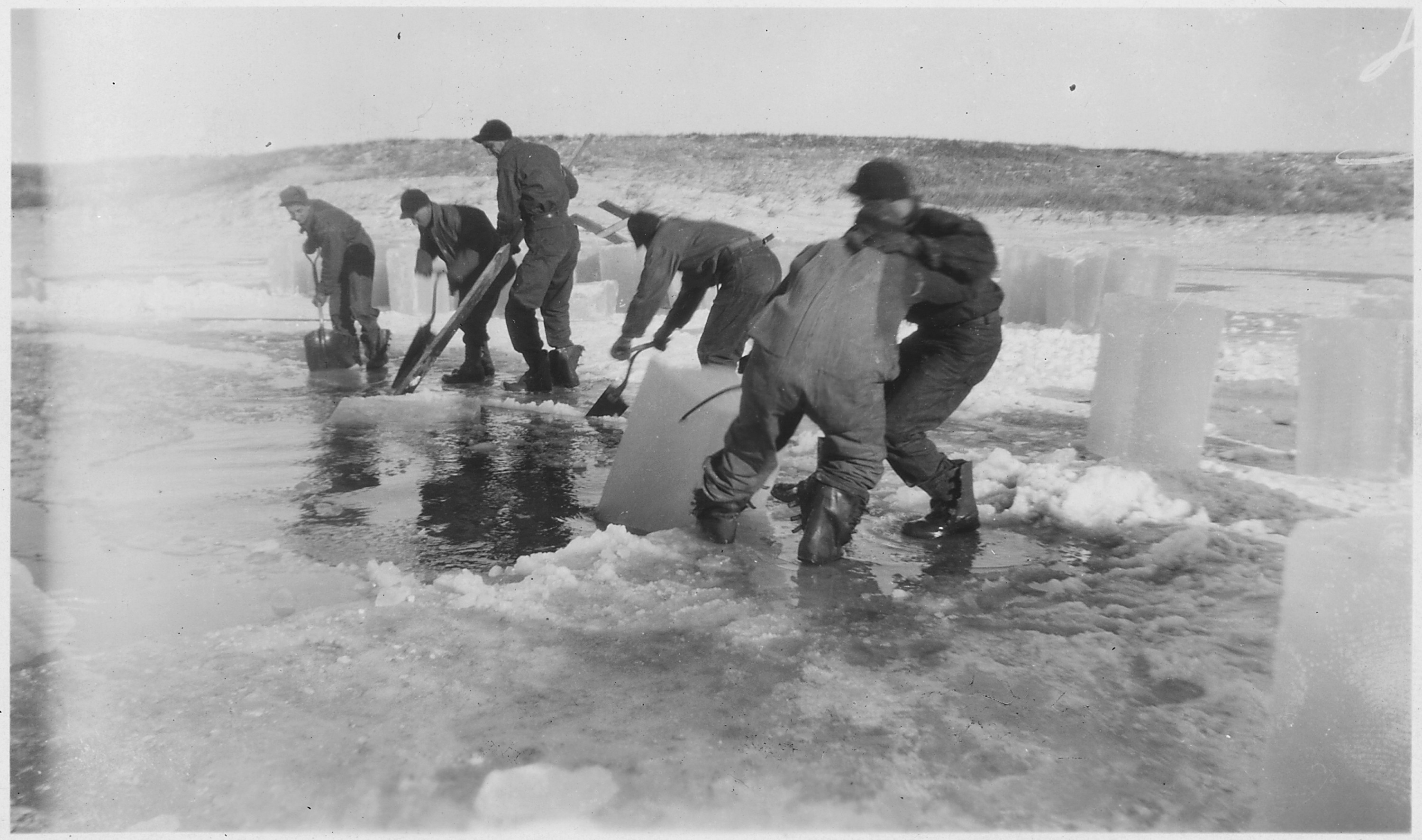Ice, Newspapers, industry, technology, journalism