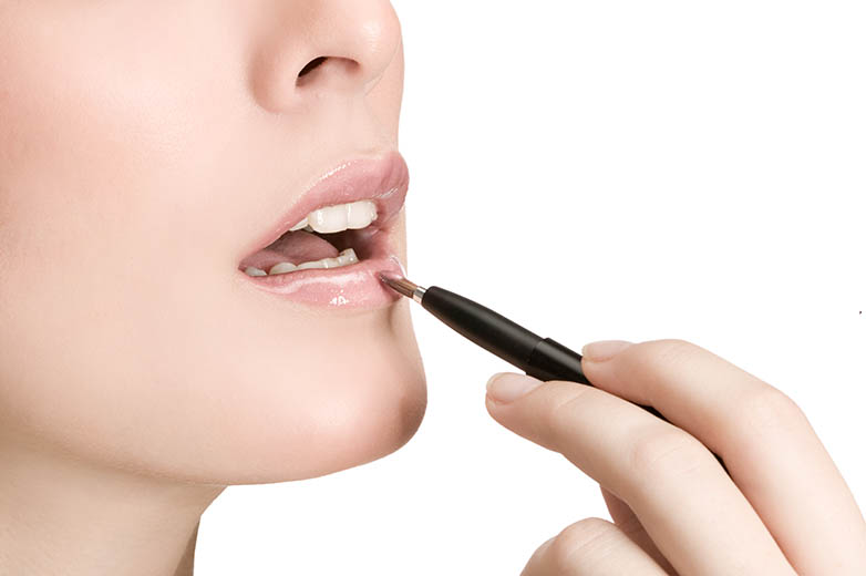 cosmetics, volgers, money, MAC, L'Oreal