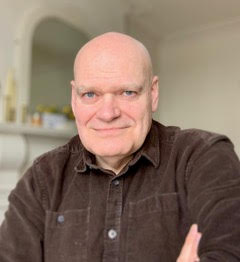 Leo Devine Headshot